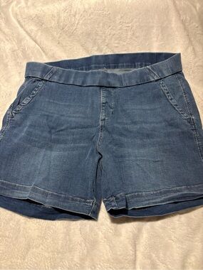 Light Blue Women's Stretch Denim Shorts